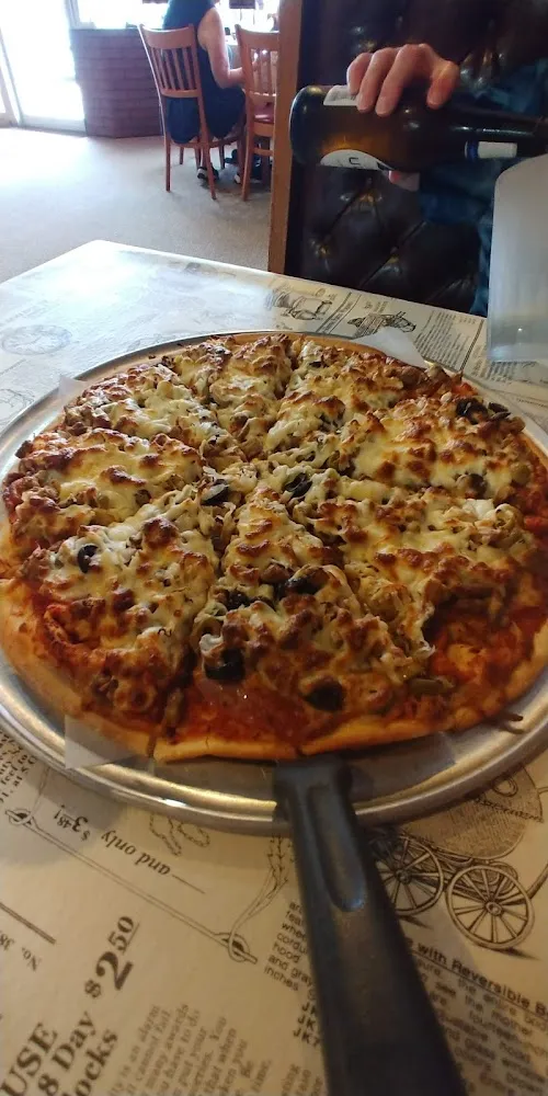 Everything Pizza